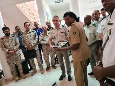 Colonel-Major Nana Sangaré :  Le premier officier féminin au Collège de Défense du G5 Sahel