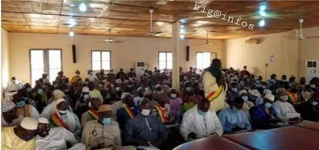 Mali : le forum de Niono exige « le désarmement de tous les détenteurs illégaux d’armes »