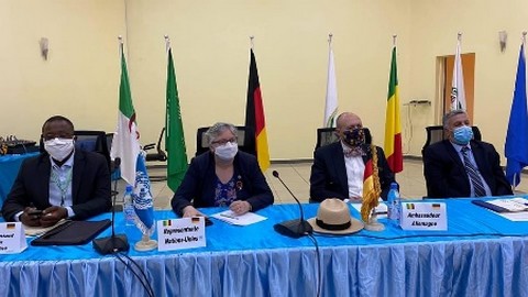 Transition :  Définition de rôles
