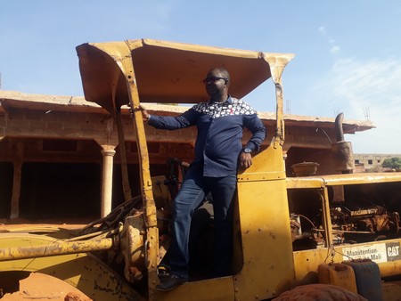 Aménagement des routes de Kabala-EST : le président du parti Union Mamadou Traoré fait œuvre utile