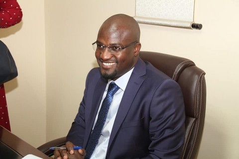 Marakacoungo : Le ministre de l’Énergie Seydou Lamine Traoré inaugure une centrale hybride PV/diesel