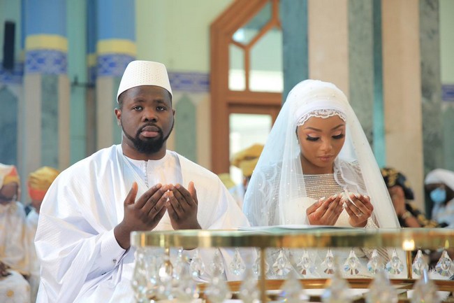 Mariage magnifique à Abidjan : Yssouf Komé (Fils de Cessé Komé) et Hana Malika Diarrassouba unis pour le meilleur et pour le pire !