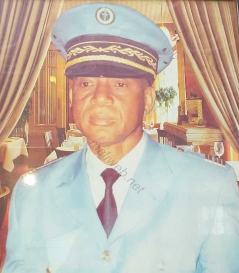 Colonel Abraham Douah Cissoko dit Ramos, directeur  général des douanes de 1988 à 1991 : "Je suis très impressionné par les performances de l'administration douanière pour renflouer les caisses de l'Etat"