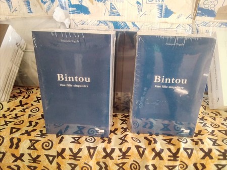 « Bintou, une fille singulière » : un nouveau roman de notre collègue Fousseni Togola sur le marché