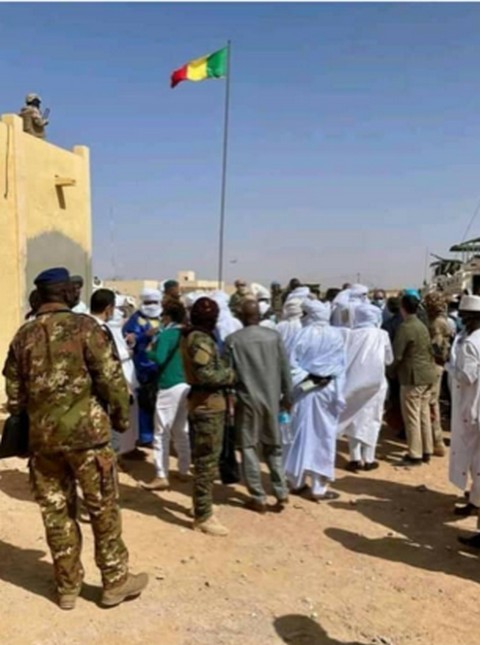 Au grand dam du ministre de la Réconciliation, le drapeau malien est  redescendu à Kidal.