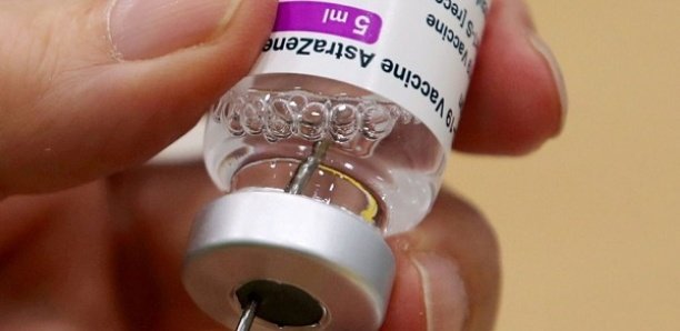 COVID-19 : AstraZeneca à nouveau disponible