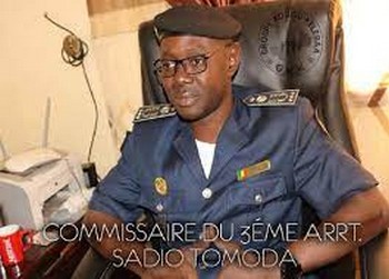 Commissariat de police du 3eme arrondissement de Bamako : Cinq cambrioleurs arrêtés en possession d'une importante somme d'argent, des motos et plusieurs objets de valeur
