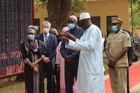 Terrorisme au Mali : Deux stèles dédiées aux victimes