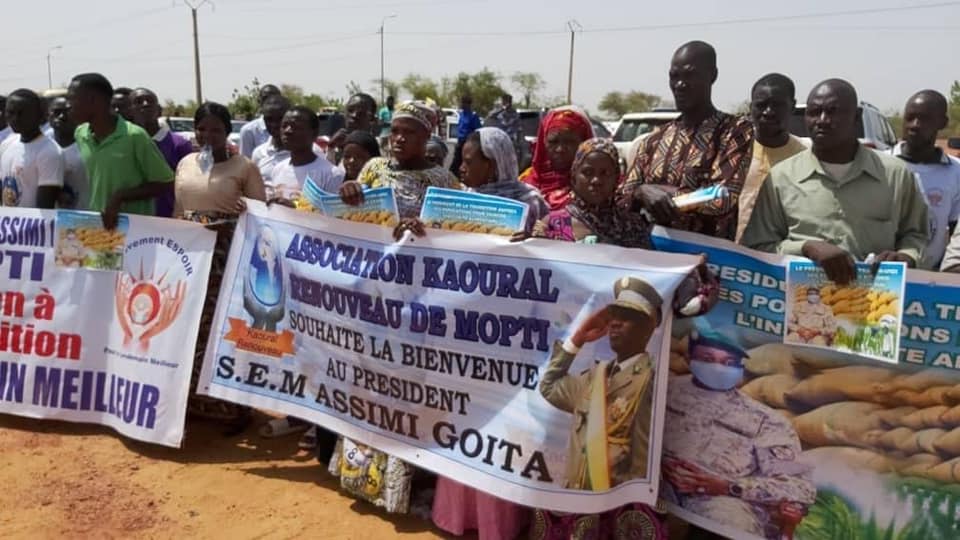 Distribution gratuite de vivres : le président Goïta donne le coup d’envoi