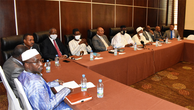 Déclaration des partis et regroupements politiques du cadre d'échange pour une transition réussie au Mali