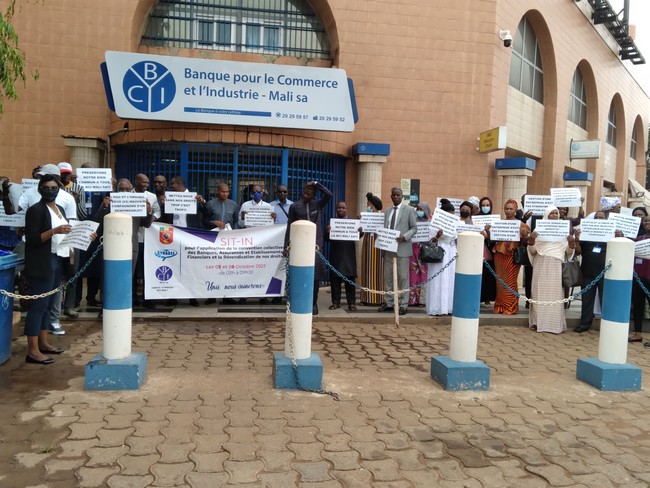 Sit-in devant  la BCI-Mali: Le Comité syndical réclame l’application de la Convention collective des banques, assurances et établissements financiers