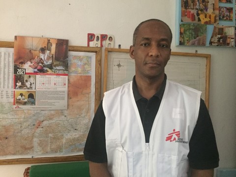 Dr.  Didier Tshialala, coordinateur médical MSF/Espagne :    «Au nord, nous avons initié des cliniques mobiles afin de faciliter l’accès des population dans le besoin aux soins de santé»