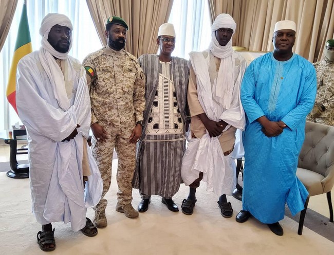 Mali : le Rappeur Dr. Keb libéré et reçu par le président de la Transition