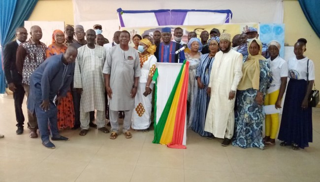 Pour soutenir les idéaux de Guimba National :  Une association portée sur les fonts baptismaux