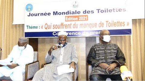 Hygiène : plaidoyer pour toilettes propres dans les écoles au Mali
