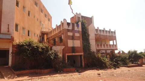 Perturbés psychologiquement et harcelés durant 8 ans : Les proches du Dr Elmehdi de la polyclinique Allama de Kati crient à l’injustice