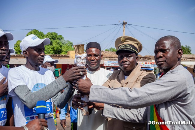 Fana-Konobougou : 159 jeunes courent 27 km pour la paix
