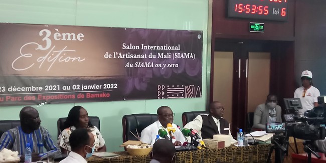 La 3ème édition du Salon international de l’artisanat  est prévue  pour  le 23  décembre 2021 au 02 janvier 2022