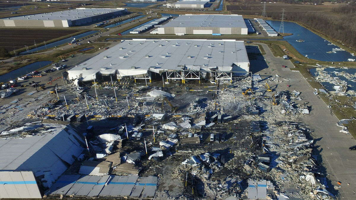 Tornades aux Etats-Unis : au moins 94 morts, dont 64 dans le seul Etat du Kentucky