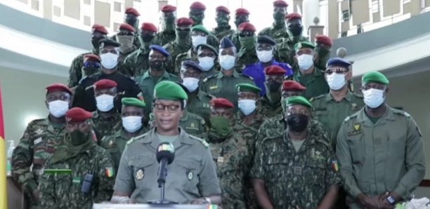 [Vidéo] La Guinée refuse les sanctions contre le Mali ! "Nos frontières sont ouvertes", (CNRD)
