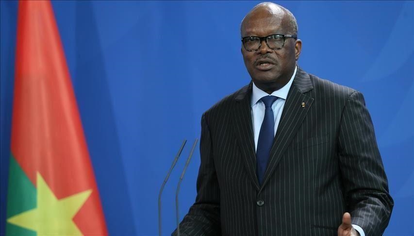 Burkina Faso : le président Kaboré arrêté par des militaires (RTB)