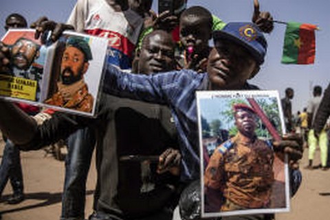 L’Afrique de l’Ouest dans la spirale des putschs militaires