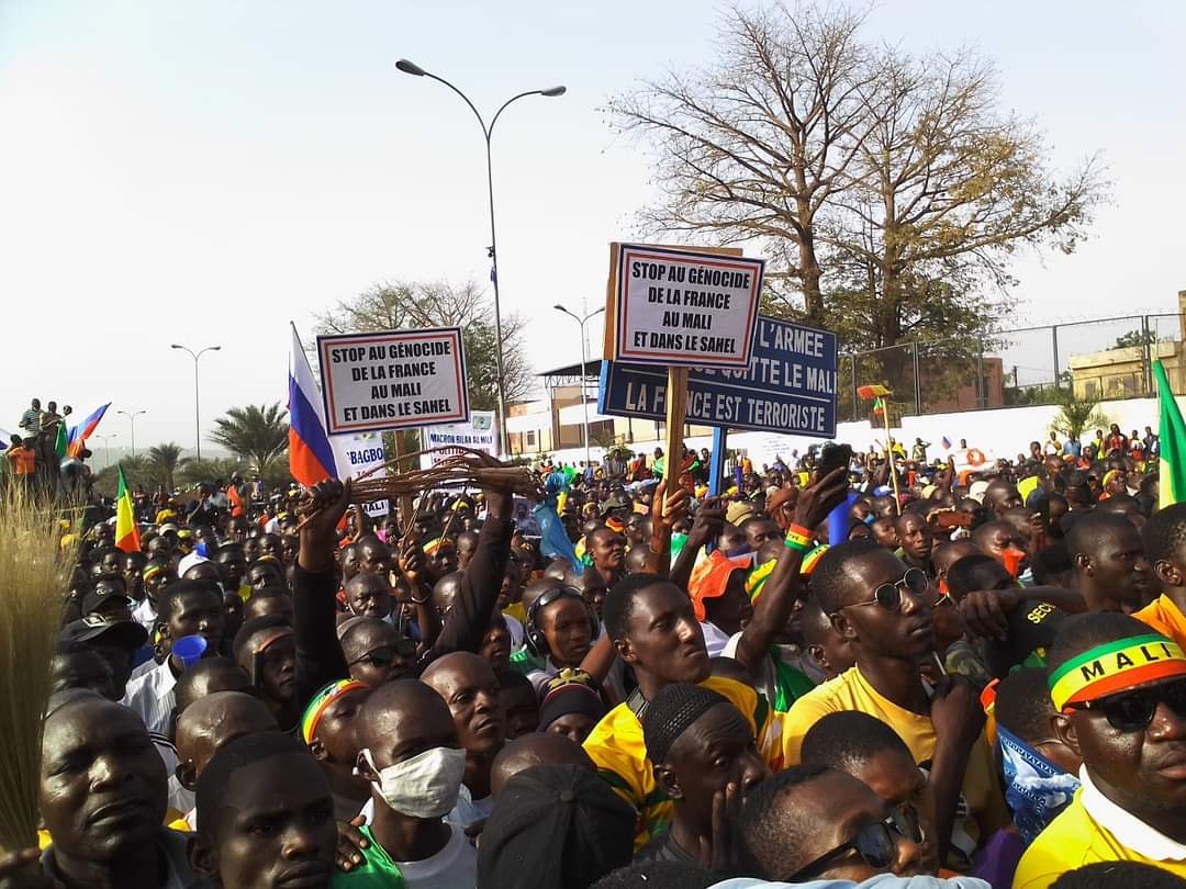 Célébration à Bamako à l'occasion du retrait des troupes françaises et européennes du Mali.