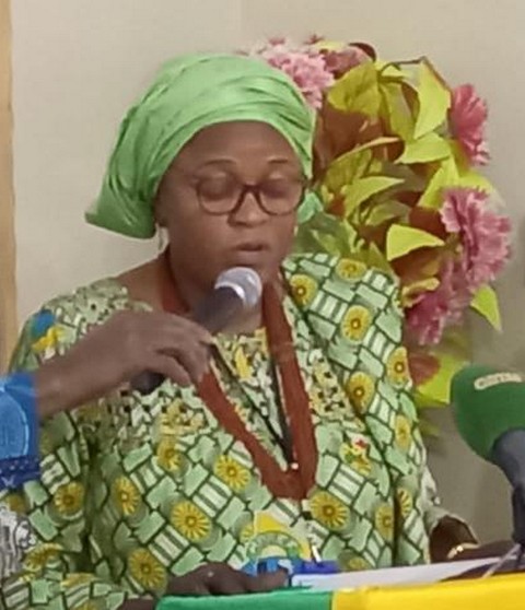 La Directrice de l’Académie d’enseignement de Bamako rive gauche, Koné Rakiatou Dia s’adressant aux femmes : « Vous êtes la vie, vous êtes l’humanité et les gardiennes des valeurs ancestrales »