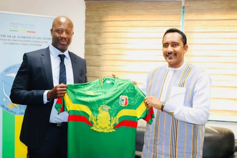 Audience au MJSICCC : Malamine Koné reçu par le ministre Mossa Ag Attaher !