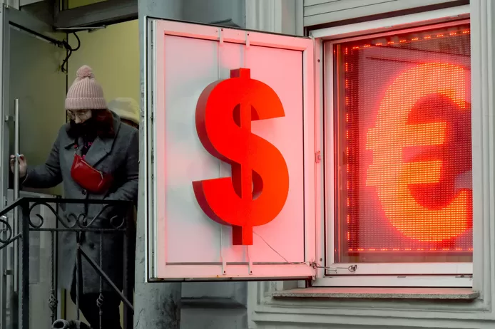 Face aux sanctions, la Russie adopte un paquet de lois