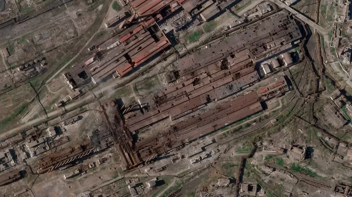 La Russie annonce un cessez-le-feu pour permettre aux civils de quitter l’usine Azovstal