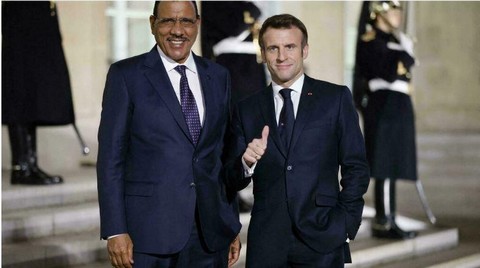 La France n'entend pas quitter ses colonies : Colonialisme 2.0
