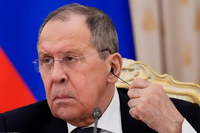 Lavrov à Sputnik Afrique: les médias occidentaux faussent l'image de la Russie