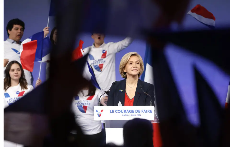 Présidentielle 2022 : Sarkozy hué, militants désabusés... On vous raconte le meeting de la dernière chance de Valérie Pécresse à Paris