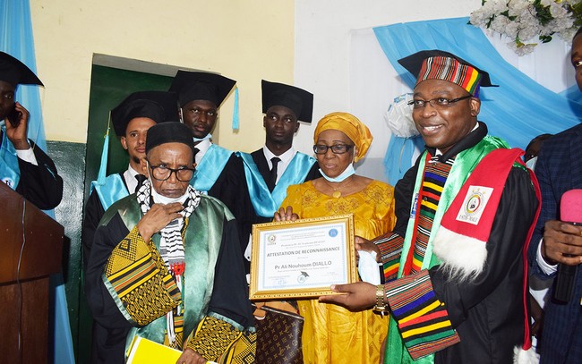Faculté de médecine : 463 nouveaux diplômés portent le nom du Pr. Ali Nouhoum Diallo