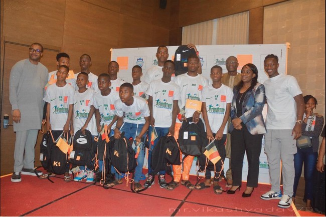 Tournoi "Orange sponsors change" et  Fondation Amadou Haïdara : Sensibiliser les jeunes aux questions environnementales par le biais du football