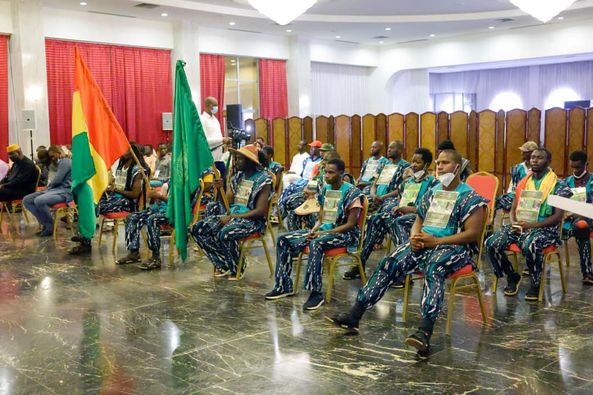 Koulouba: Le Président de la Transition a reçu les marcheurs venus de la Guinée