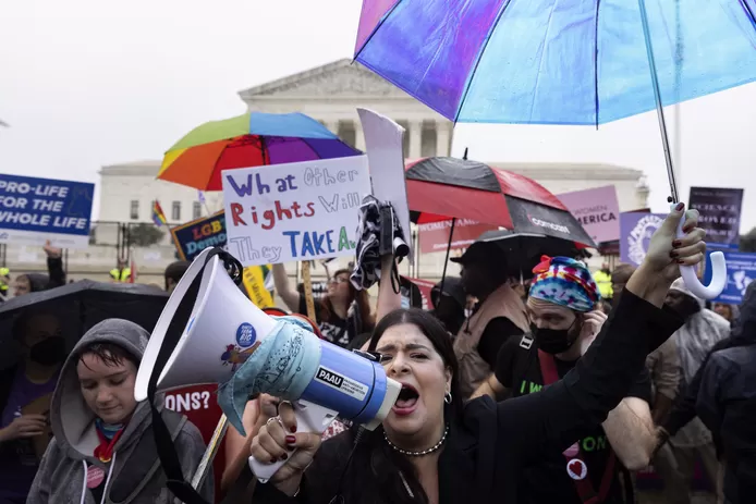 La Cour suprême des États-Unis révoque le droit à l'avortement: chaque État sera libre de l’interdire