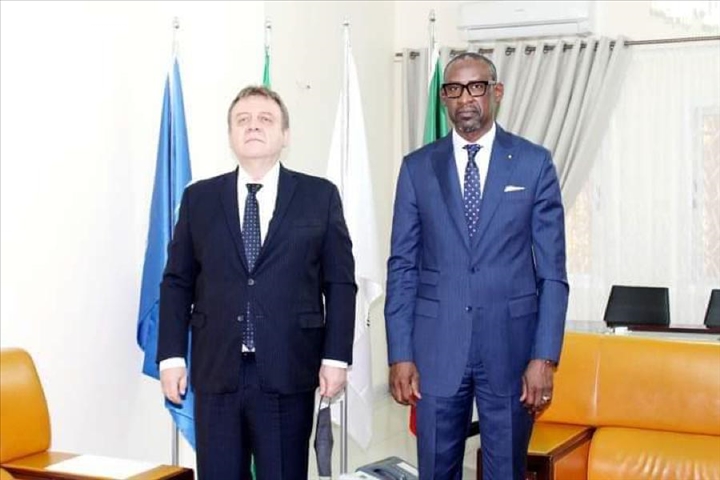 Affaires étrangères :Le ministre Diop s’entretient avec l’ambassadeur de chine et le chargé d’affaires de l’ambassade de Russie