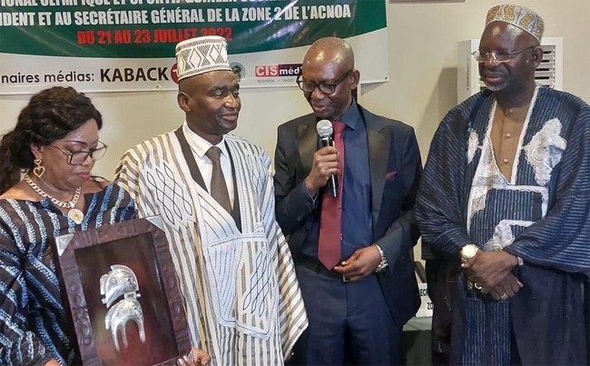 Association des comités nationaux d’Afrique (ACNOA) :  Habib Sissoko, président de la Zone II, honoré à Conakry