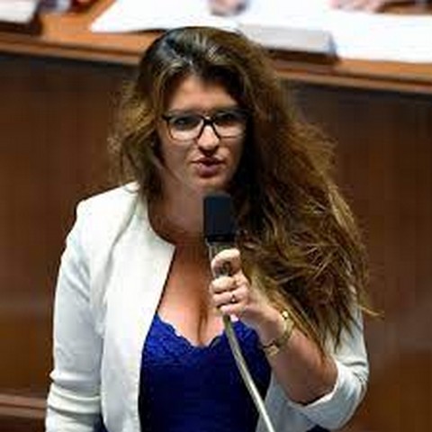 France: Remaniement au gouvernement: Abad, Schiappa... Qui sort, qui entre, qui bouge