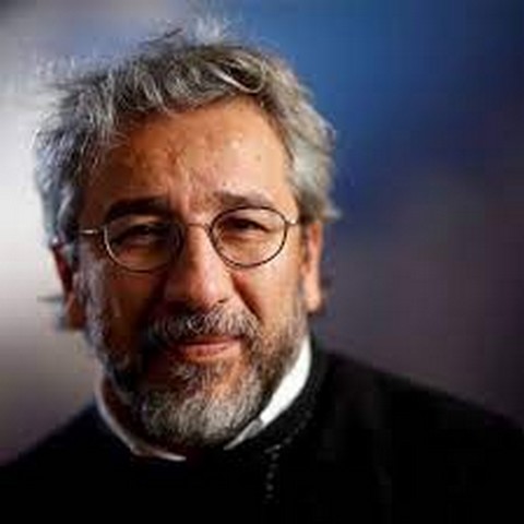 Déstabiliser le Mali à tout prix : Gauthier Pasquet, l’inepte et maladroit tireur