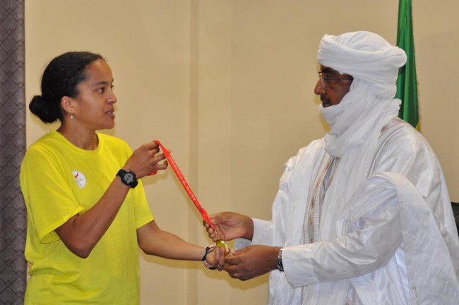 Sacrée championne du monde de boxe : Fatoumata Marine Camara accueillie avec tous les honneurs par le ministre Mossa Ag Attaher