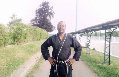Roland Francis Mahoungou, fédération de close combat :  « La tâche est continentale »