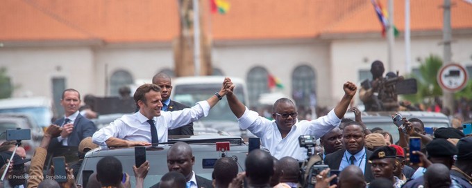 Enivré par la visite d’Emmanuel Macron :   Umaro Sissoco Embaló se ridiculise par des prises de position fantaisistes