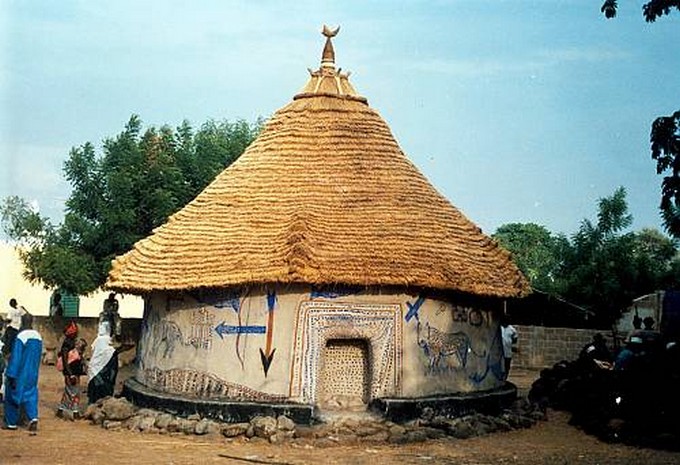 Us et coutume : La case sacrée de Kangaba