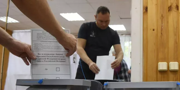 Ukraine : dernier jour de scrutin pour les référendums d’annexion organisés par la Russie