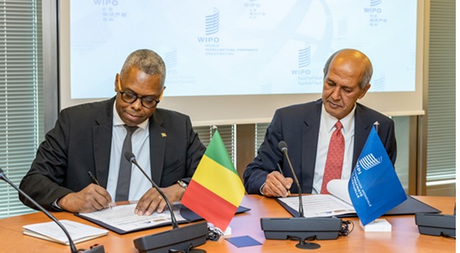 Renforcement de la coopération entre le gouvernement du Mali et l'organisation mondiale de la propriété intellectuelle (OMPI) en matière de propriété intellectuelle Signature d'une convention pour la mise en place d'un Programme de Masteren Propriété Intellectuelle au Mali