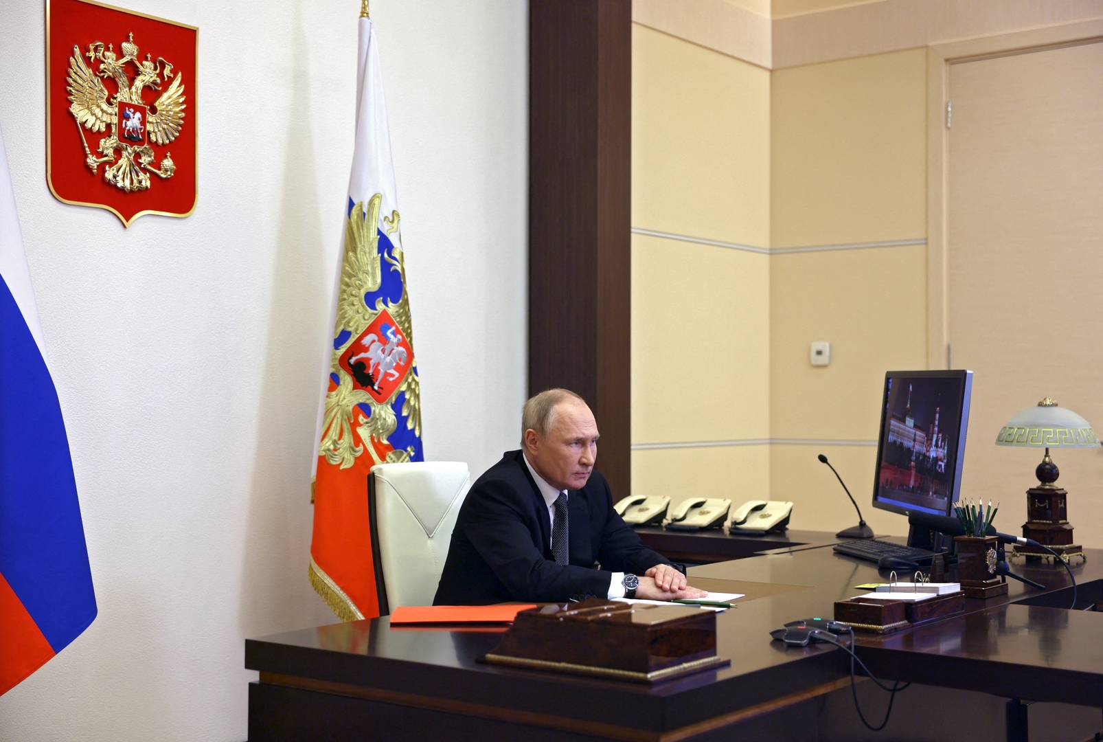 Poutine annonce la loi martiale dans les régions de Kherson et Zaporojié et dans le Donbass