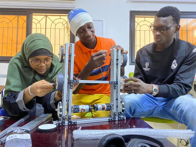 Robotique. Le Mali sera à la compétition « First global challenge » à Genève